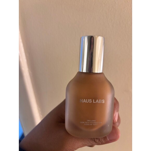 Haus Labs foundation 415 - Picture 1 of 1